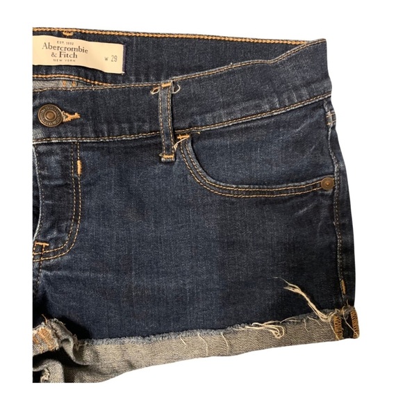 Abercrombie & Fitch-New York Sz 8 width 29 dark denim shorts. - Picture 3 of 8